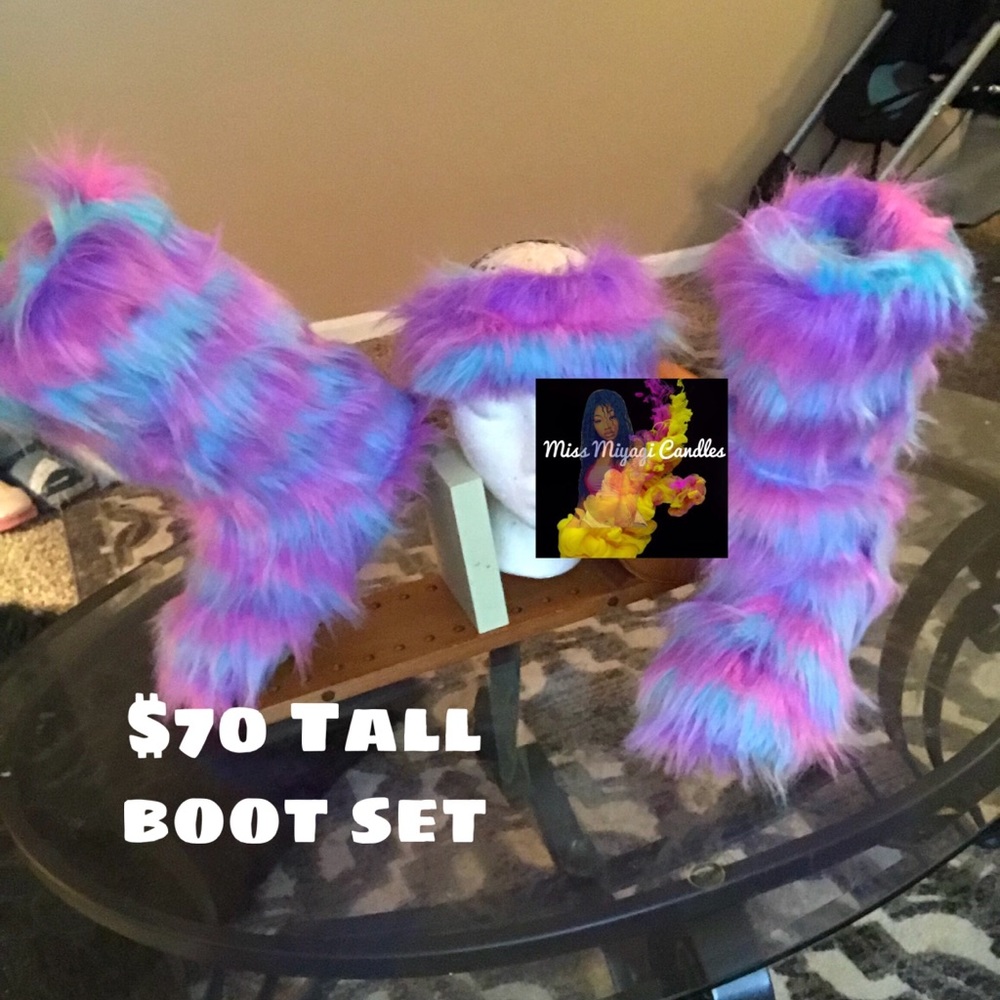Fur boots